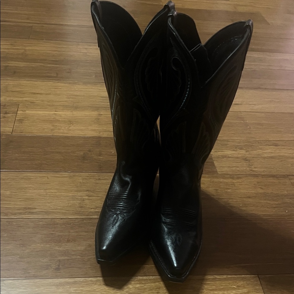 Sleek Black Western Heeled Boots